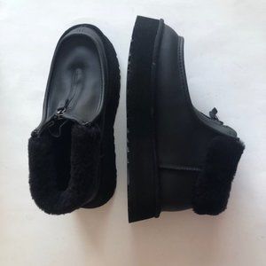 UGG Funkette platform leather matte black boots with zipper. NWT. Size: 8, 9